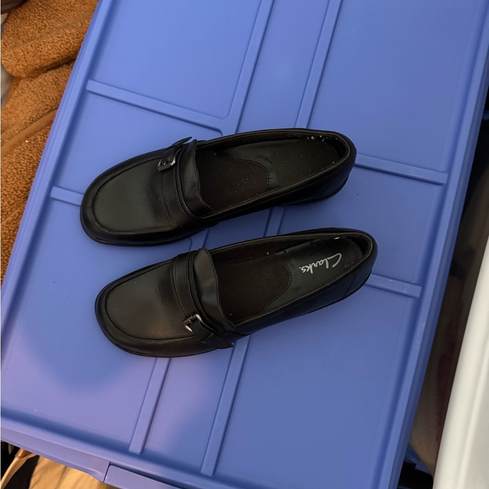 Clarks Black Leather Loafers Size 7